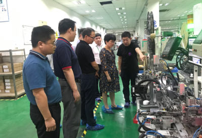 茅箭区领导争当服务企业“店小二”，4天跨省考察4省6市10个电子产品项目